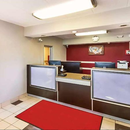 מלון Super 8 By Wyndham Charleston Wv מראה חיצוני תמונה